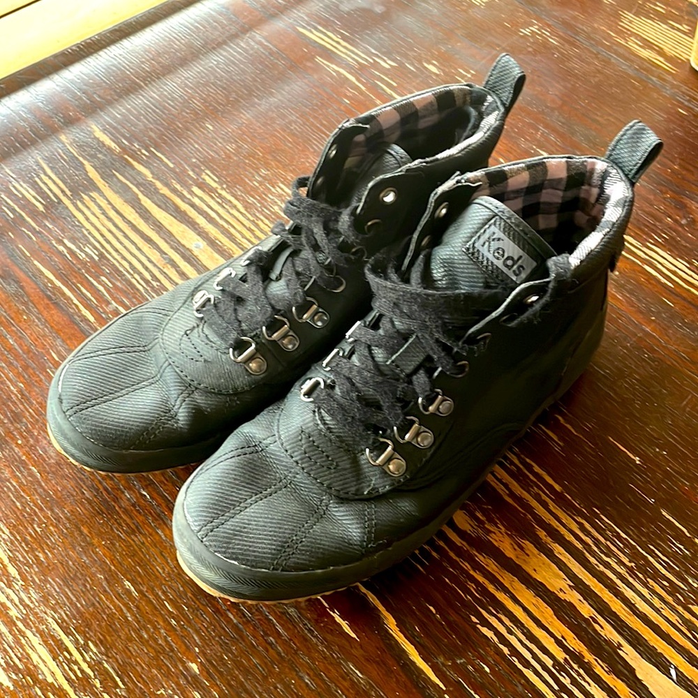 Keds High Tops Black 7.5
